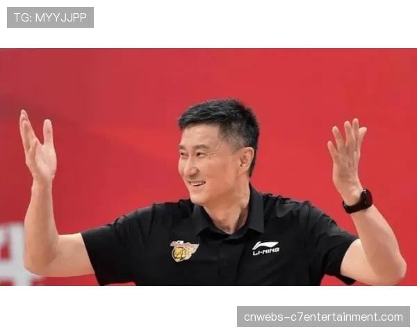 消息：前国家队主帅杜锋受邀出任CBA官方战术解说嘉宾，亮相季后赛转播